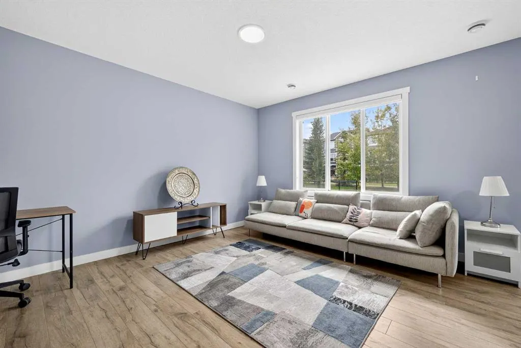 107 Legacy Landing SE