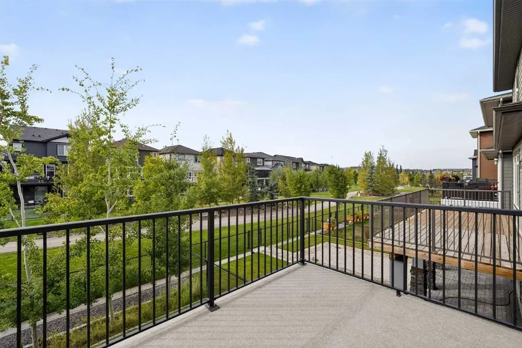 107 Legacy Landing SE