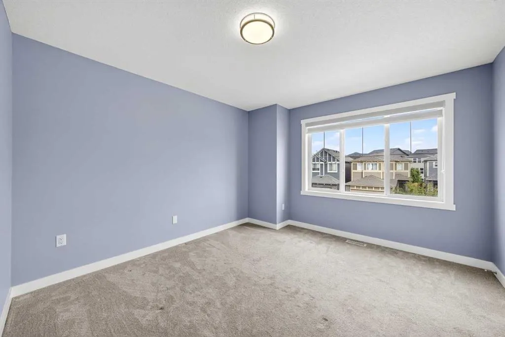 107 Legacy Landing SE