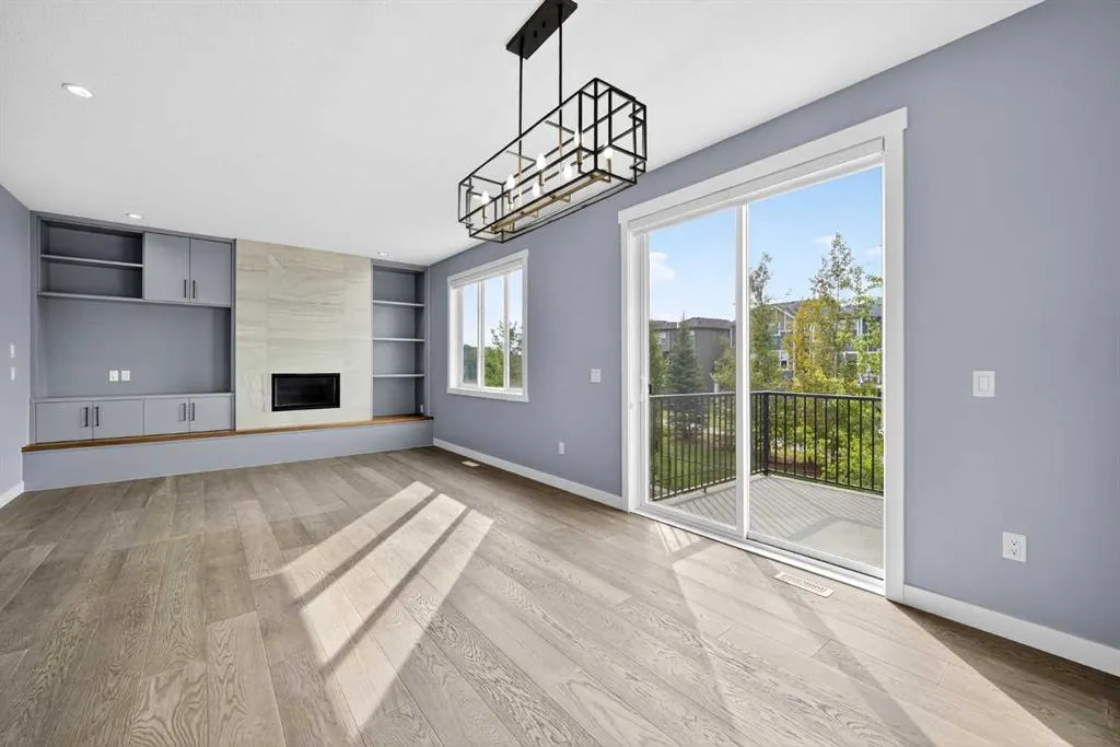 107 Legacy Landing SE