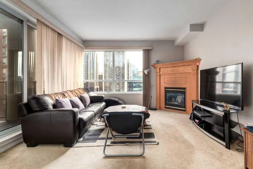 683 10 Street SW, #1301
