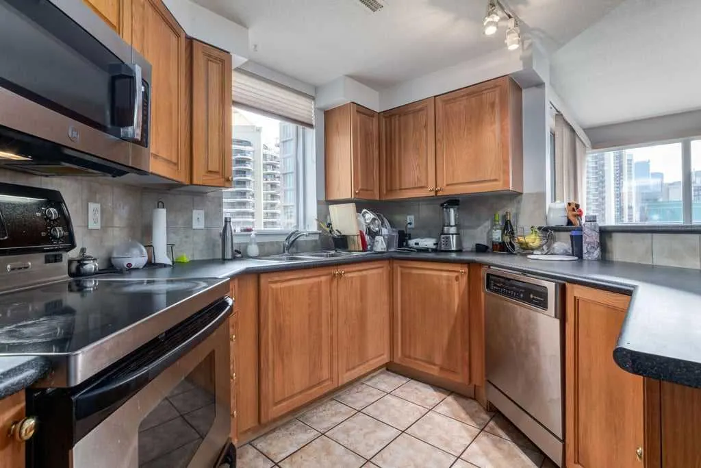 683 10 Street SW, #1301