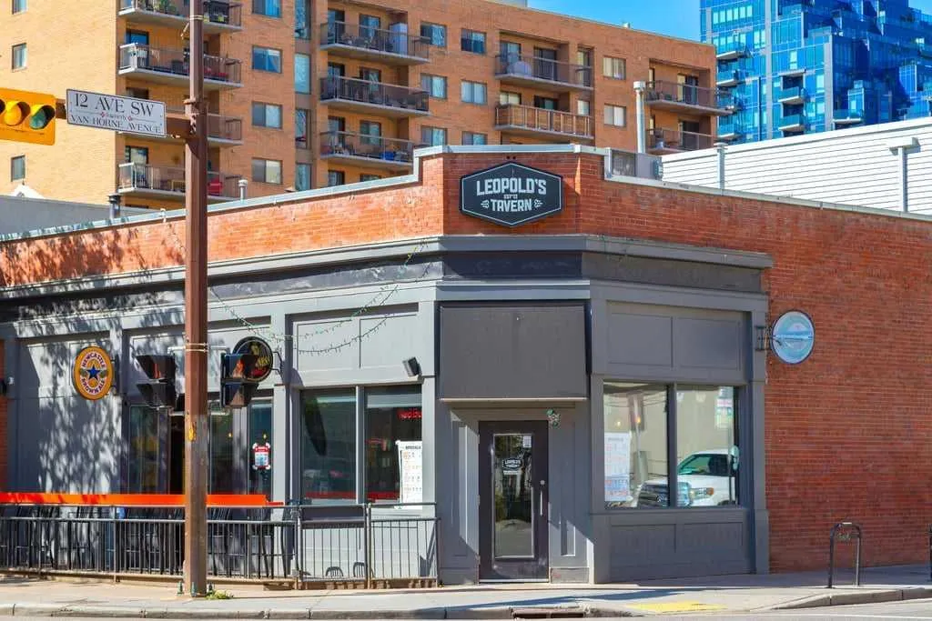 683 10 Street SW, #1301