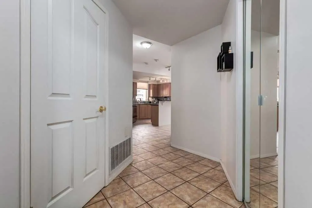 683 10 Street SW, #1301