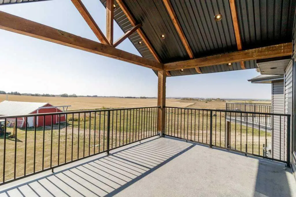 28513 Township Road 374