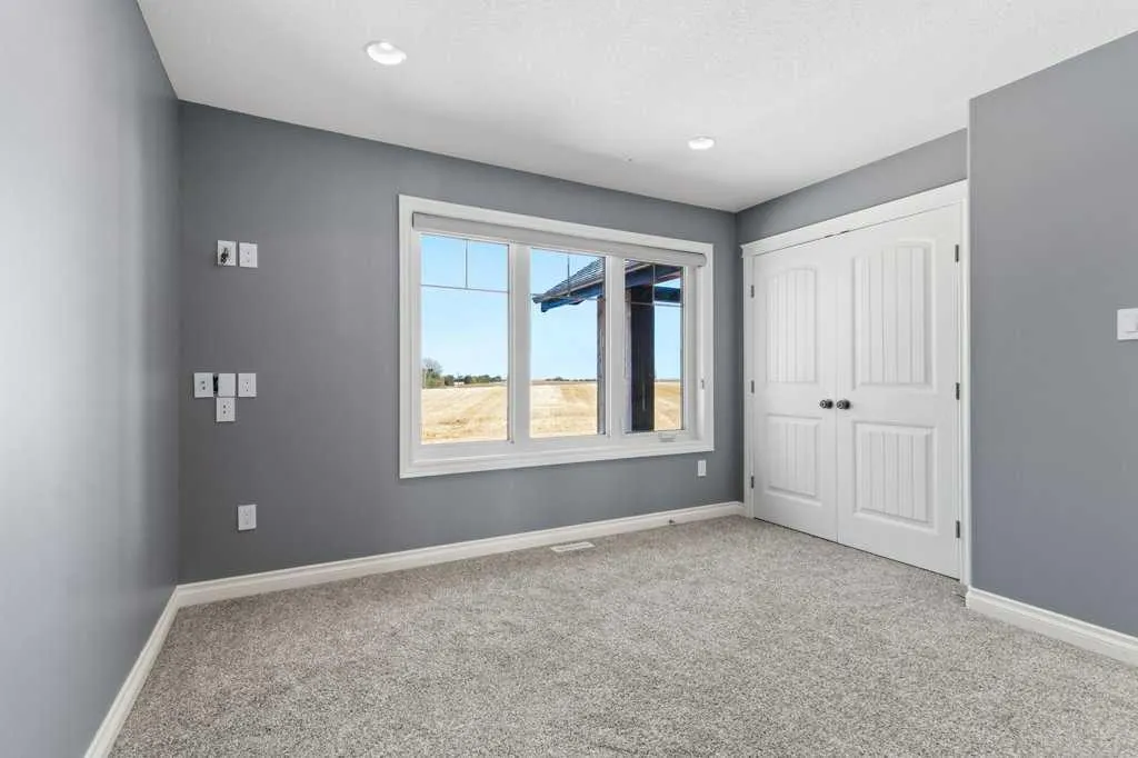28513 Township Road 374