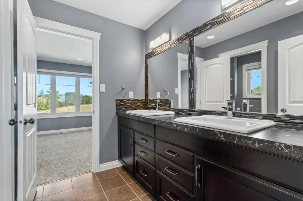 28513 Township Road 374