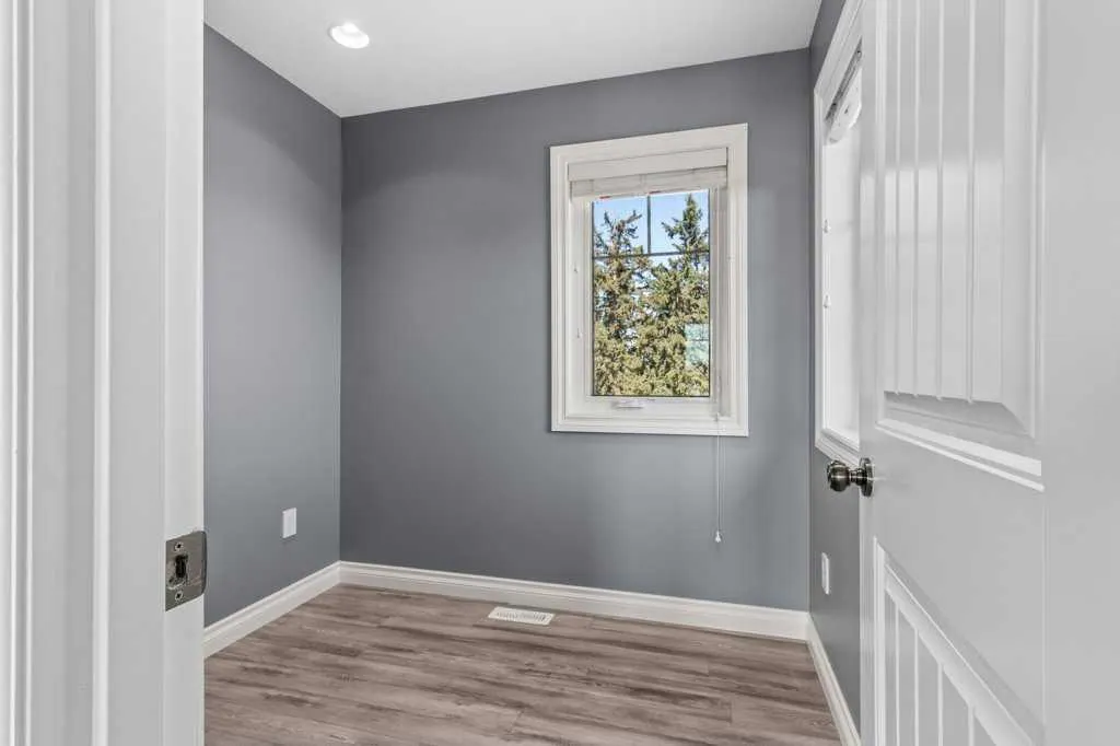 28513 Township Road 374