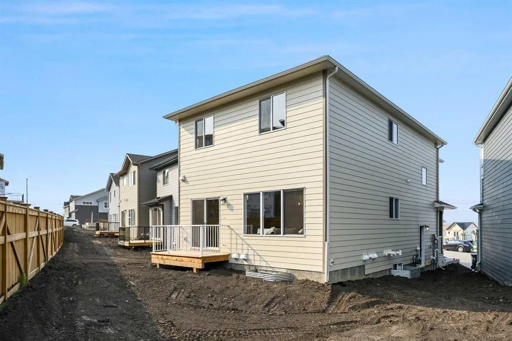 91 Versant Way SW
