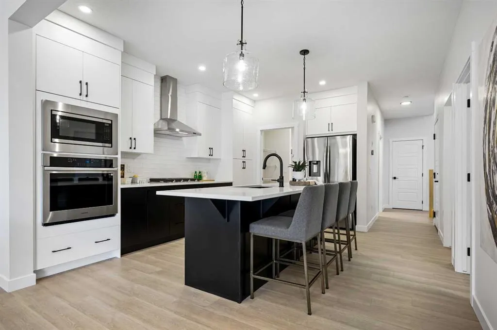 91 Versant Way SW