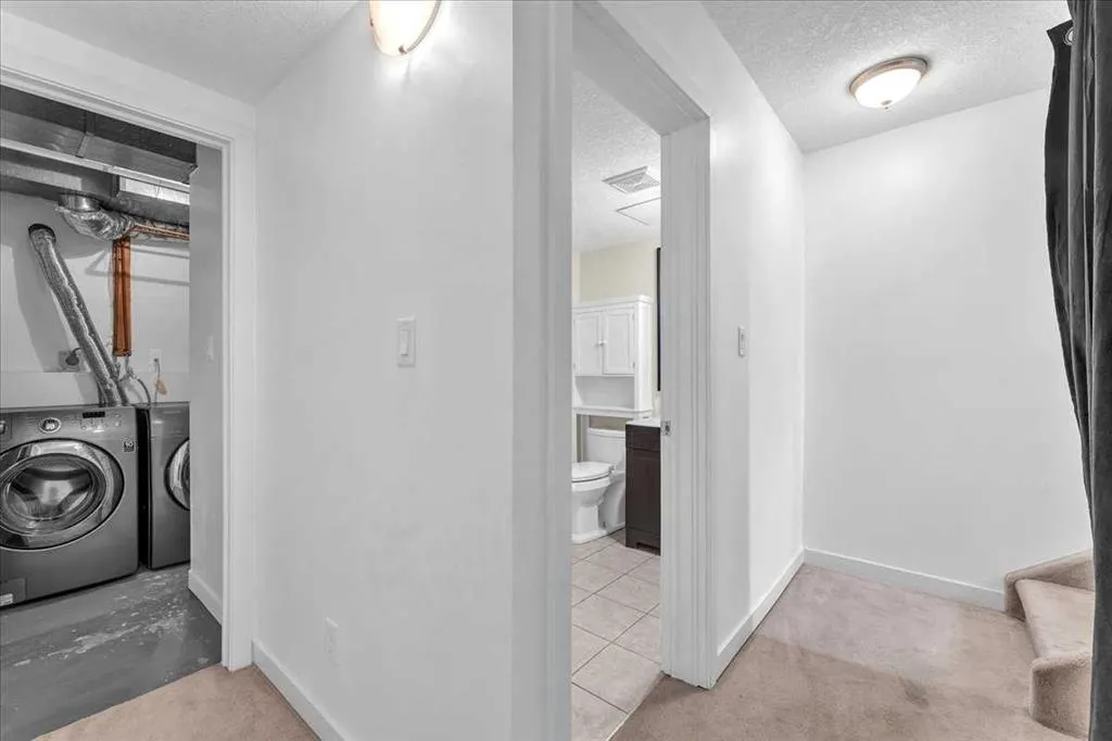 50 8 Avenue SE, #6