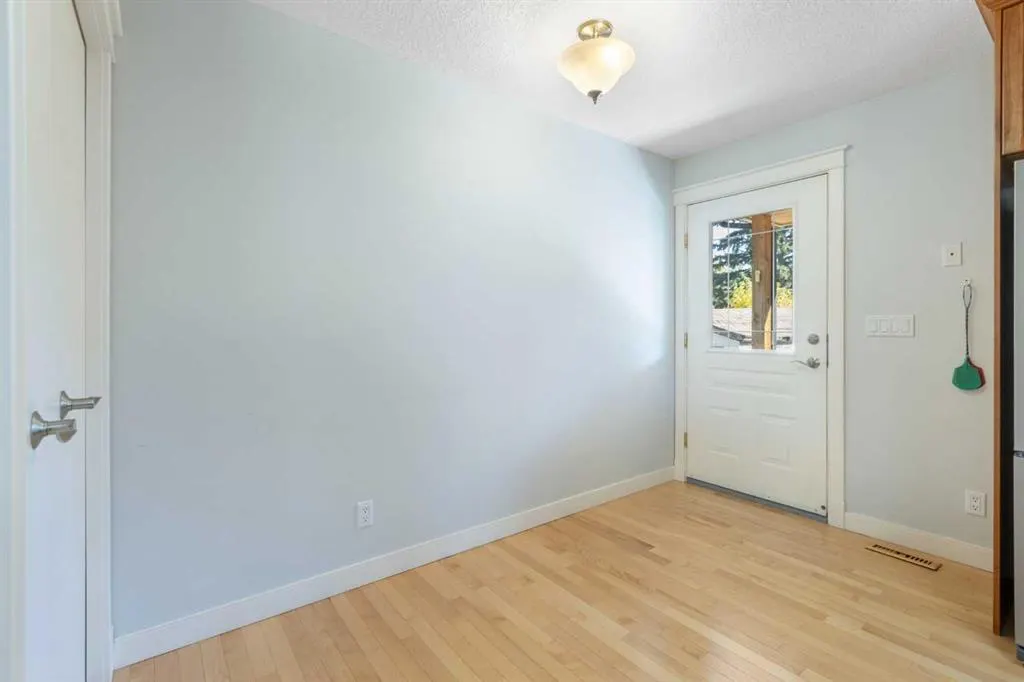 610 1st Street SW