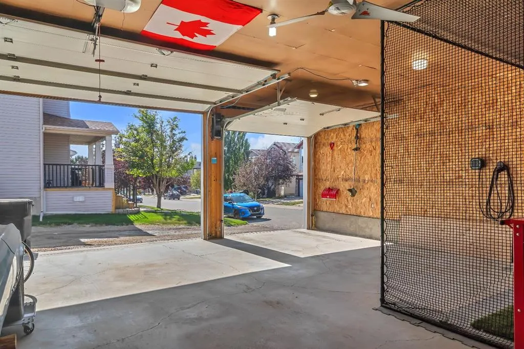 140 Tuscany Ridge Terrace NW