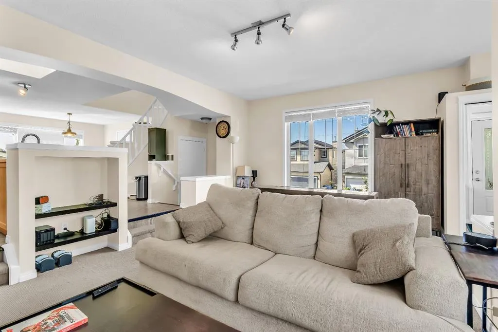140 Tuscany Ridge Terrace NW