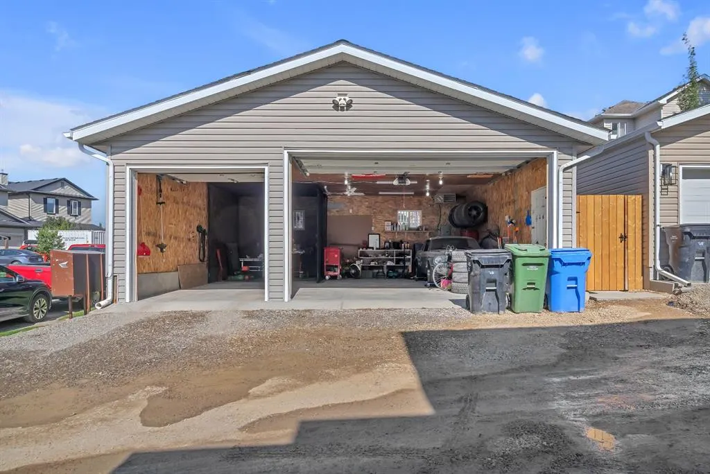 140 Tuscany Ridge Terrace NW