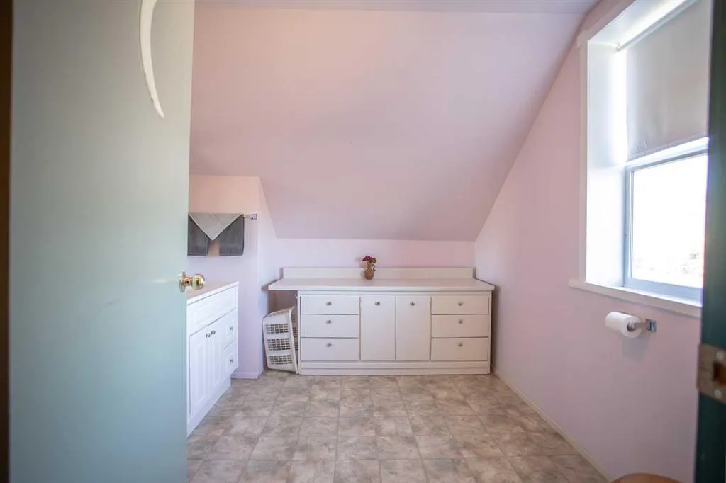 15536 Township Road 1094