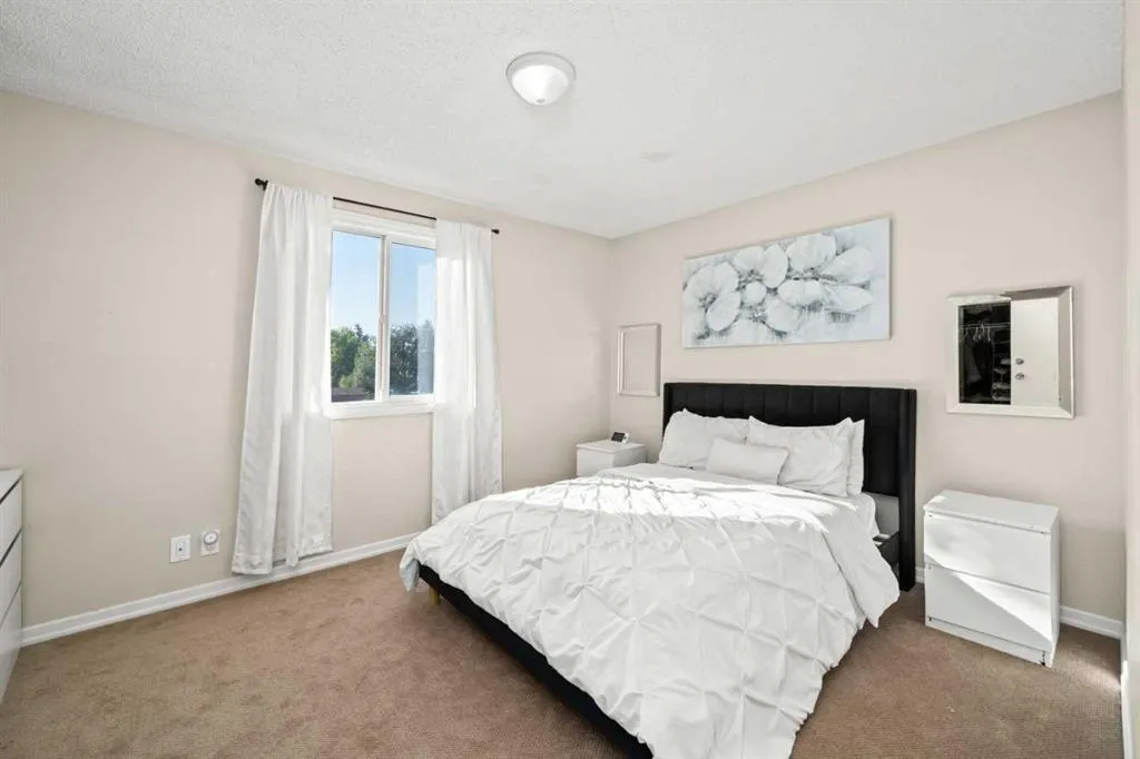 52 Applecroft Road SE