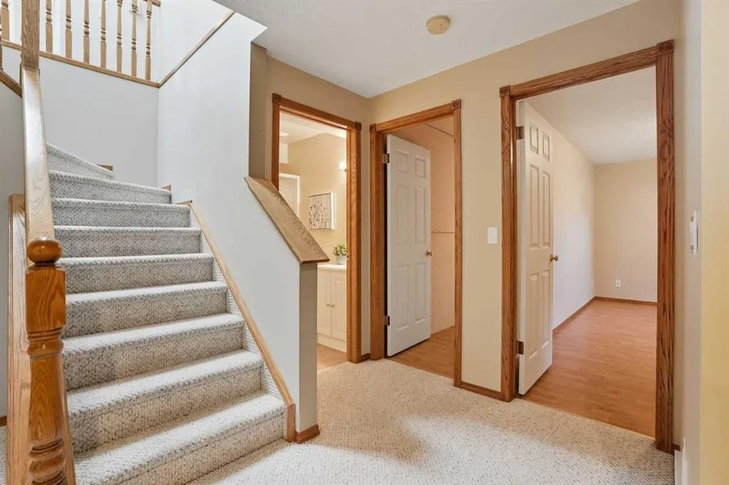 12 Bow Way