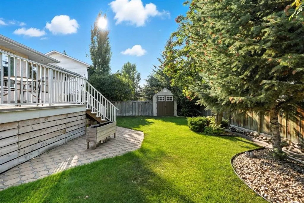 12 Bow Way