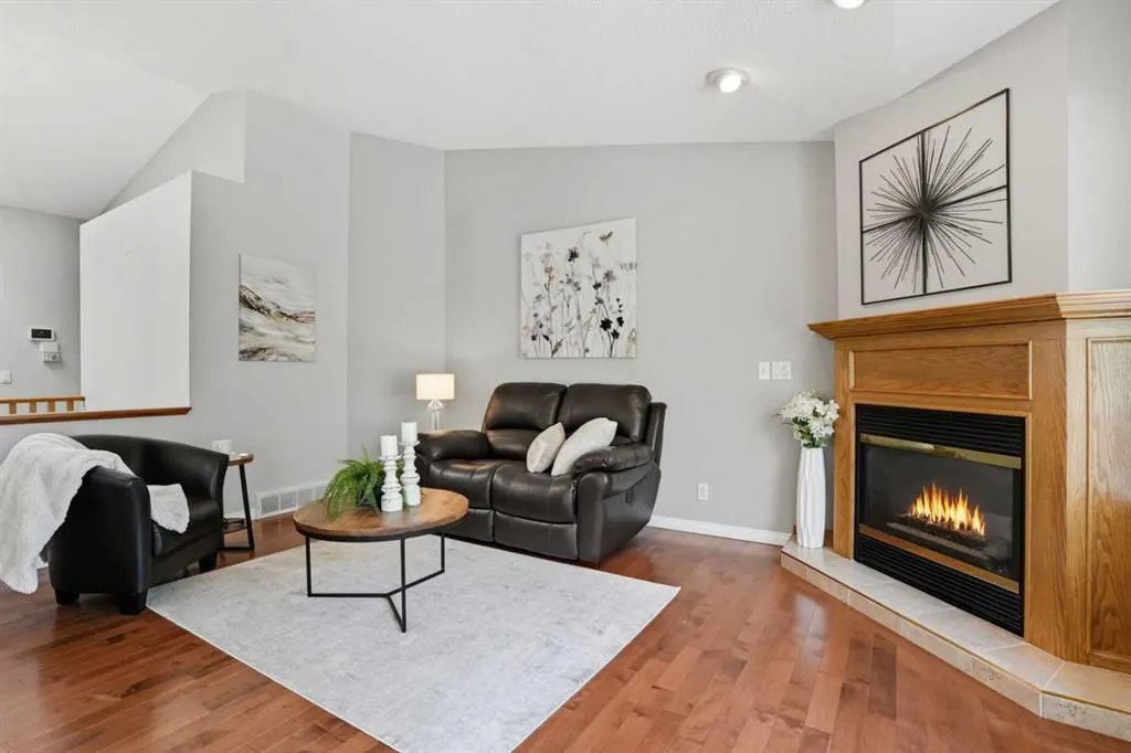12 Bow Way