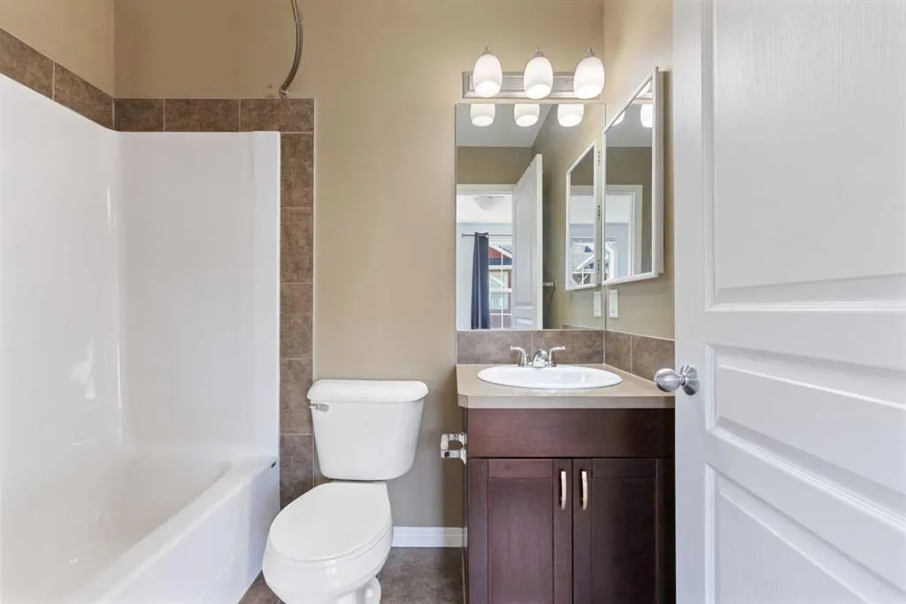 145 Auburn Bay Common SE