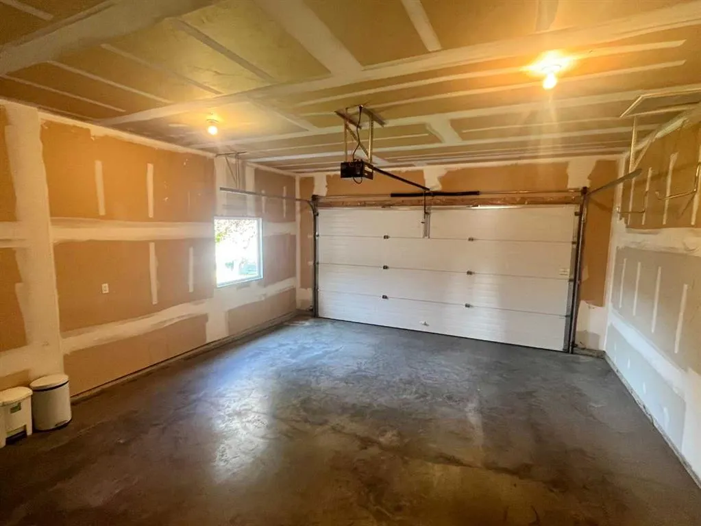 21 Fairway Village