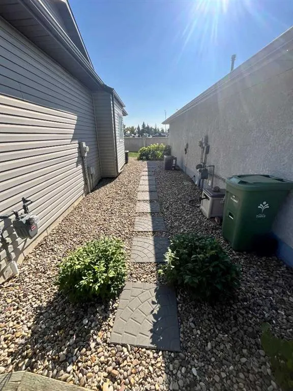 21 Fairway Village