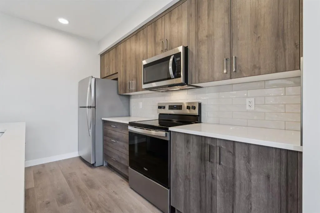 700 Shawnee Square SW, #412