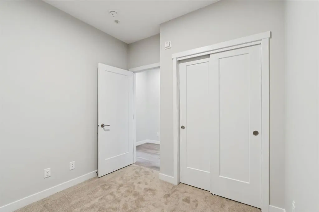 700 Shawnee Square SW, #412
