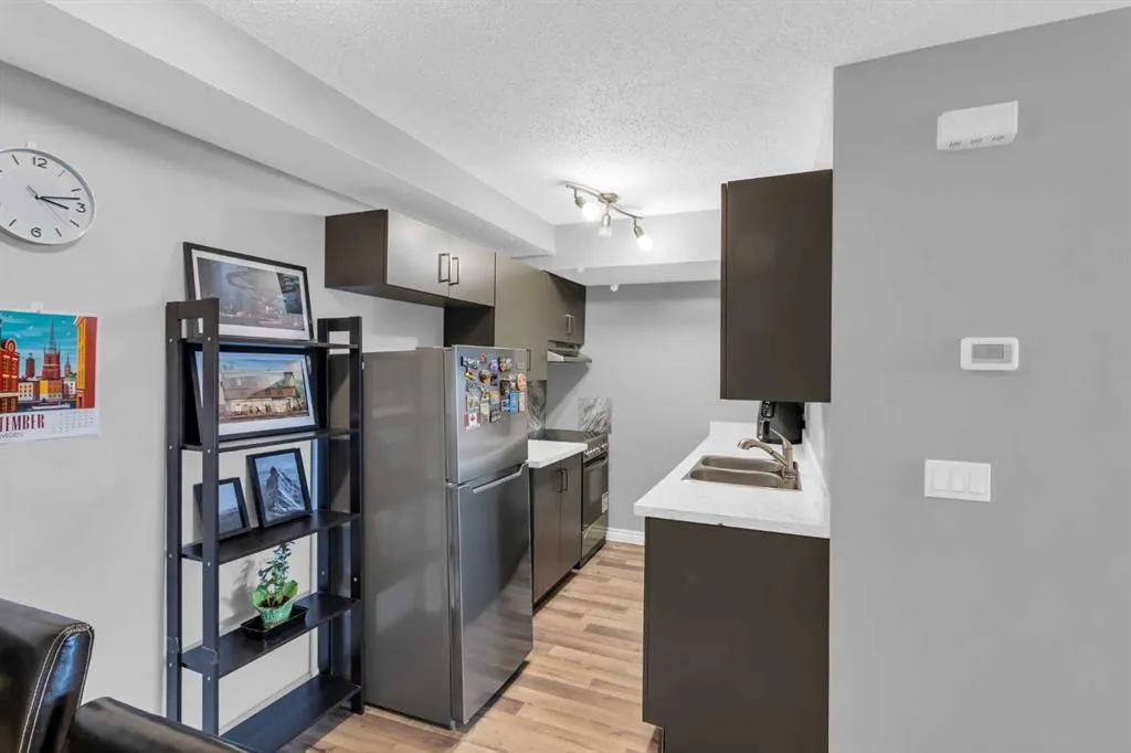 3726 Centre Street NE, #11