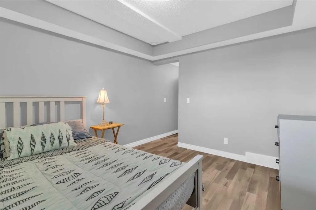 3726 Centre Street NE, #11