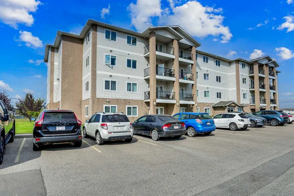 300 Edwards Way NW, #107