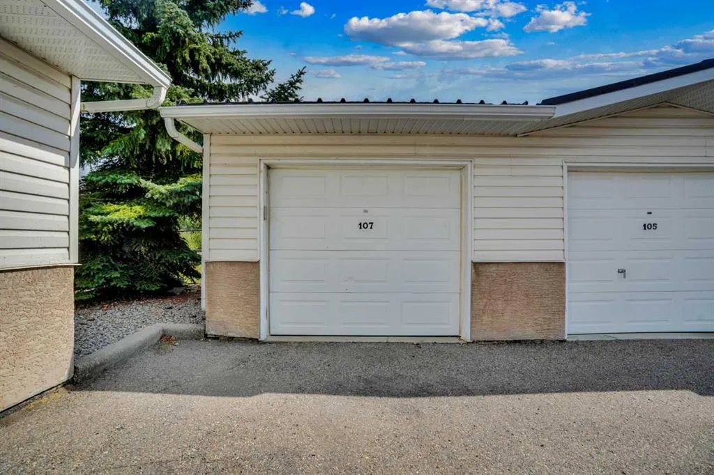 300 Edwards Way NW, #107