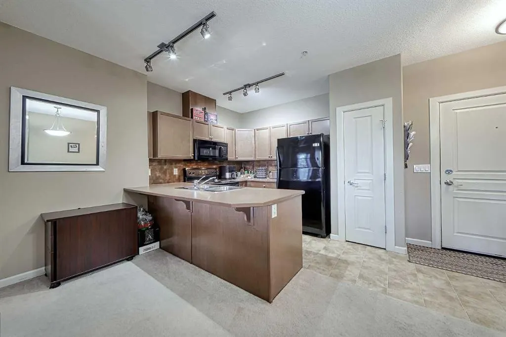52 Cranfield Link SE, #242