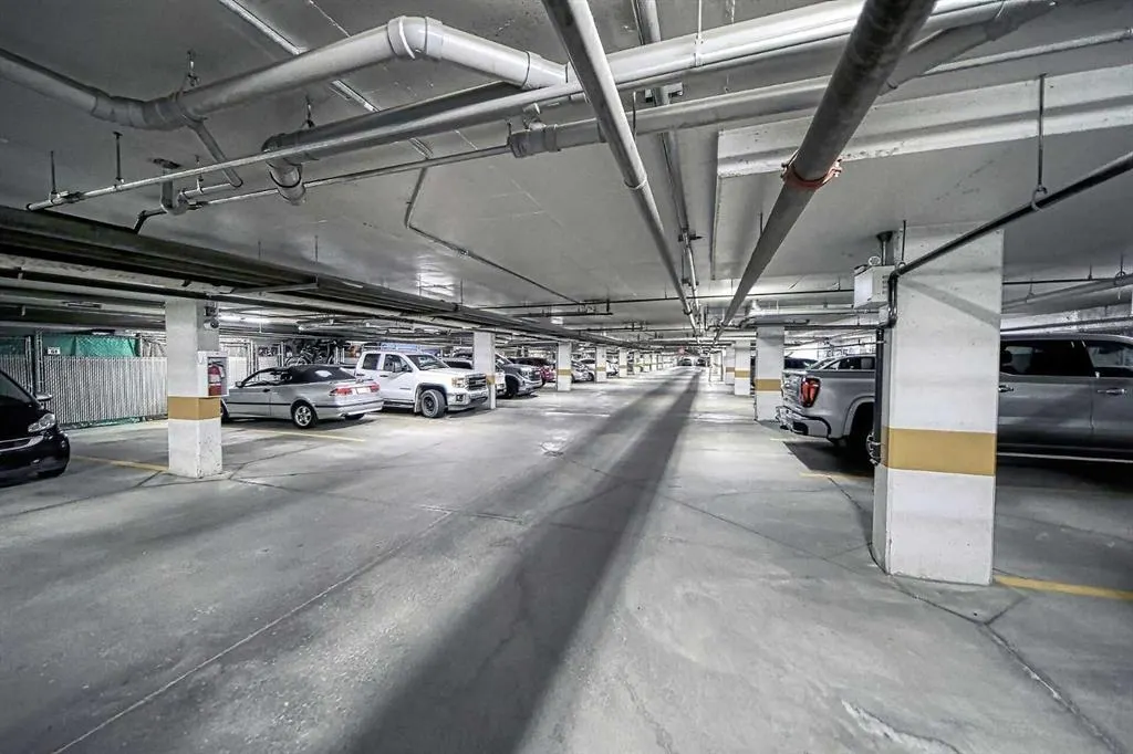 52 Cranfield Link SE, #242