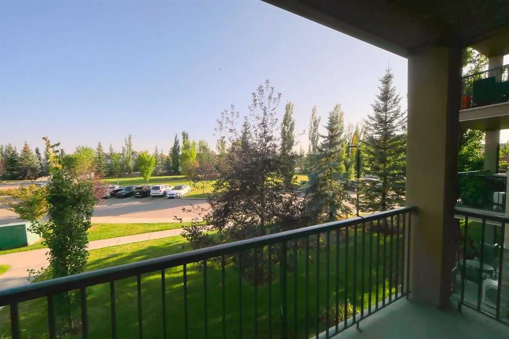 52 Cranfield Link SE, #242
