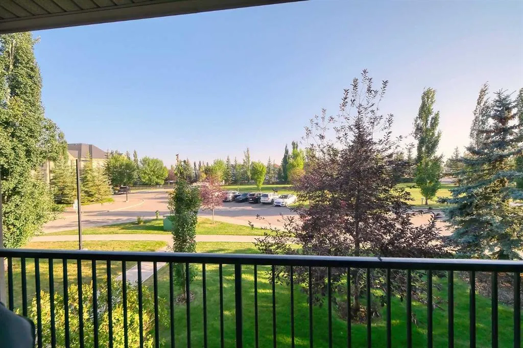 52 Cranfield Link SE, #242