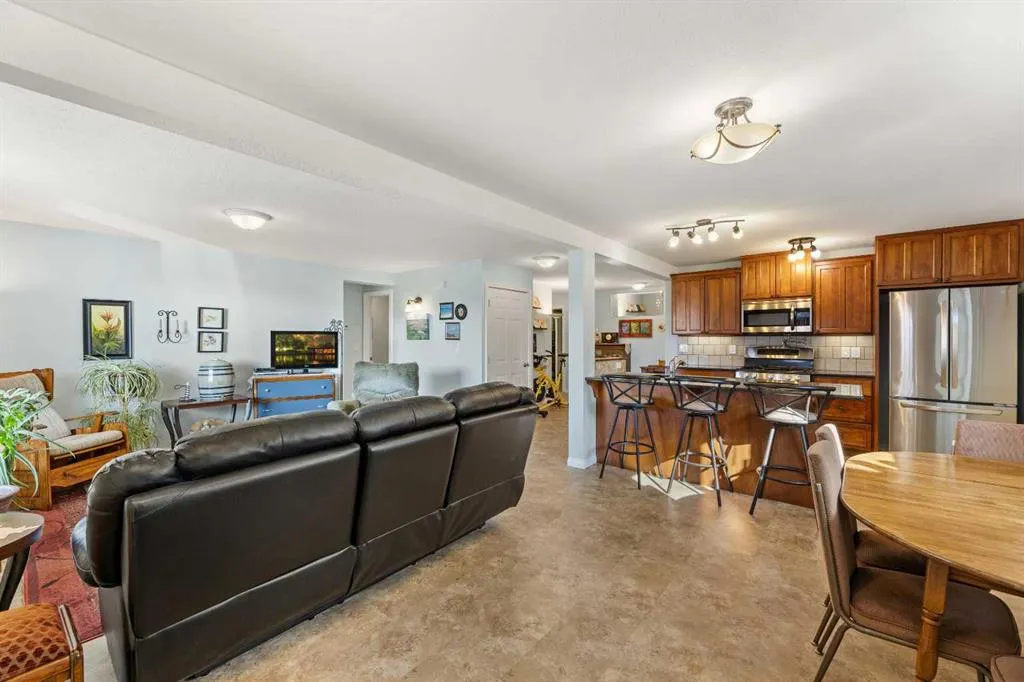 49 Bluebird Drive