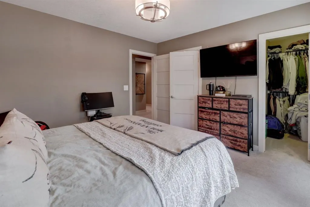 105 Stewart Creek Rise, #803