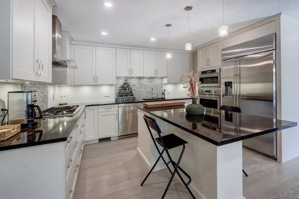 105 Stewart Creek Rise, #803
