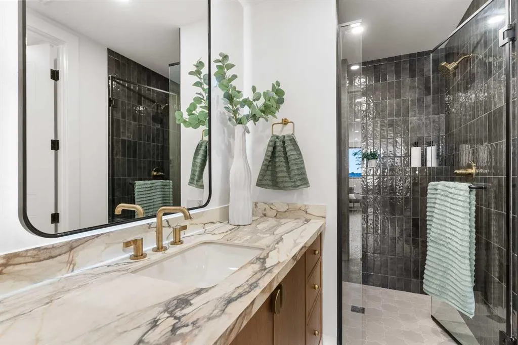 692 West Chestermere Drive