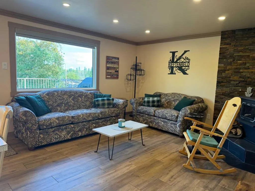 220 Lakeshore Drive