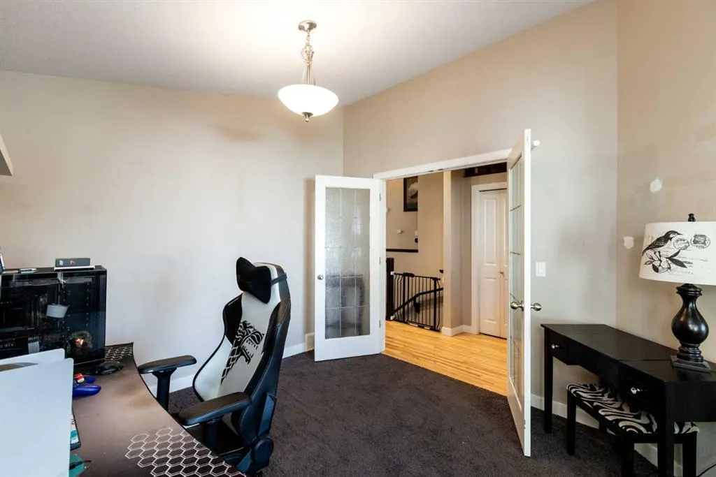 5224 48 Street Close