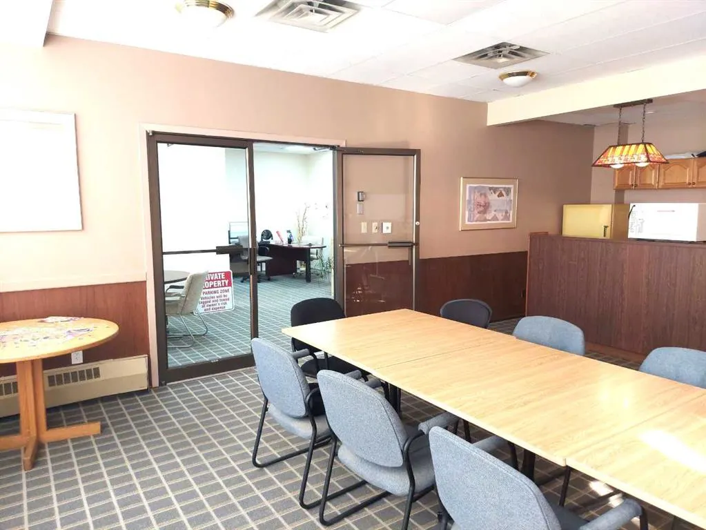 924 14 Avenue SW, #305