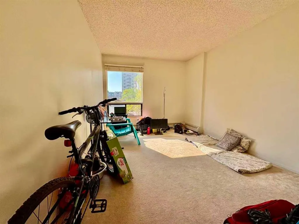 924 14 Avenue SW, #305