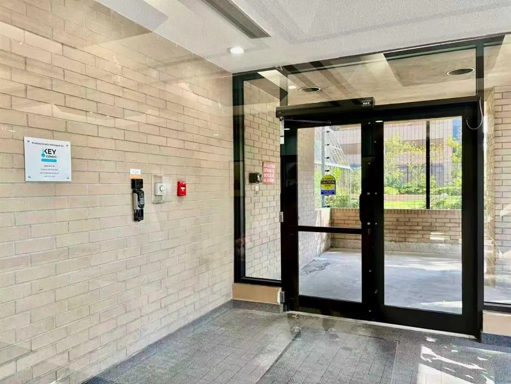 924 14 Avenue SW, #305