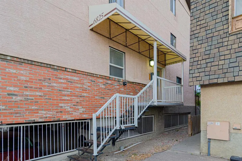 6825 Centre Street NW, #103
