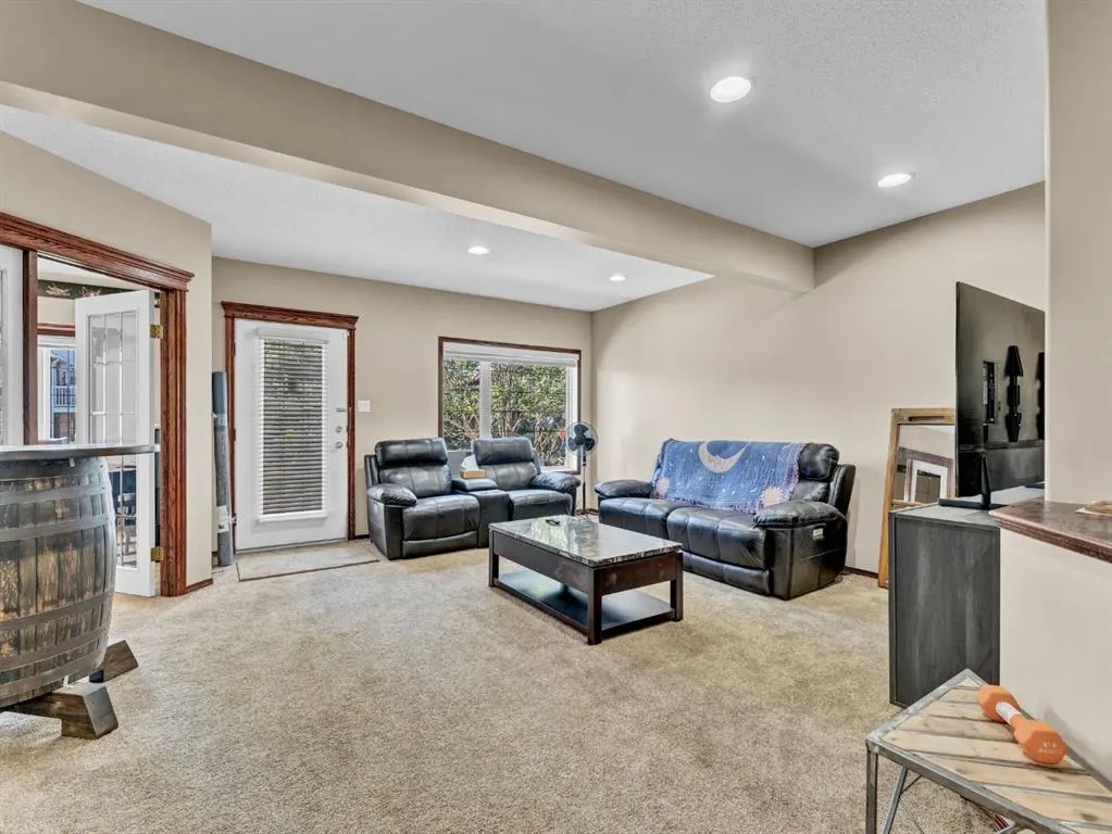 2 Vintage Meadows Court SE