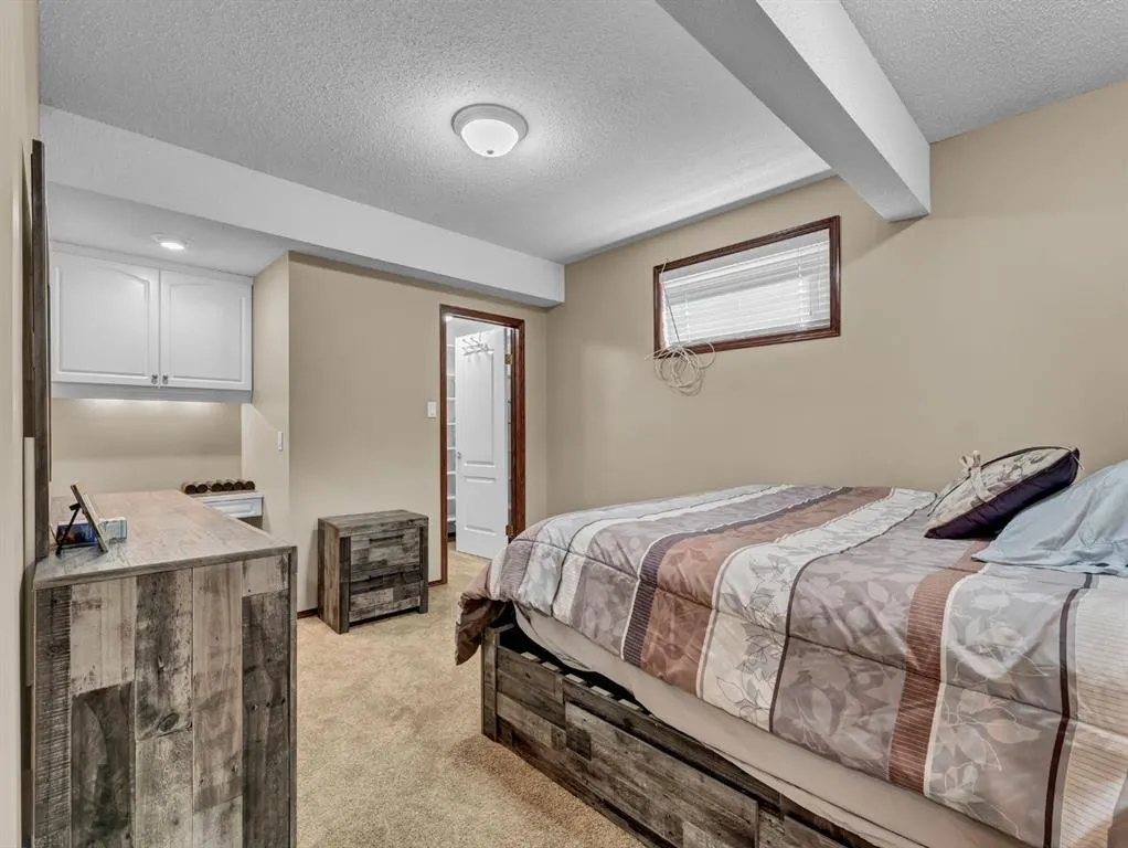 2 Vintage Meadows Court SE