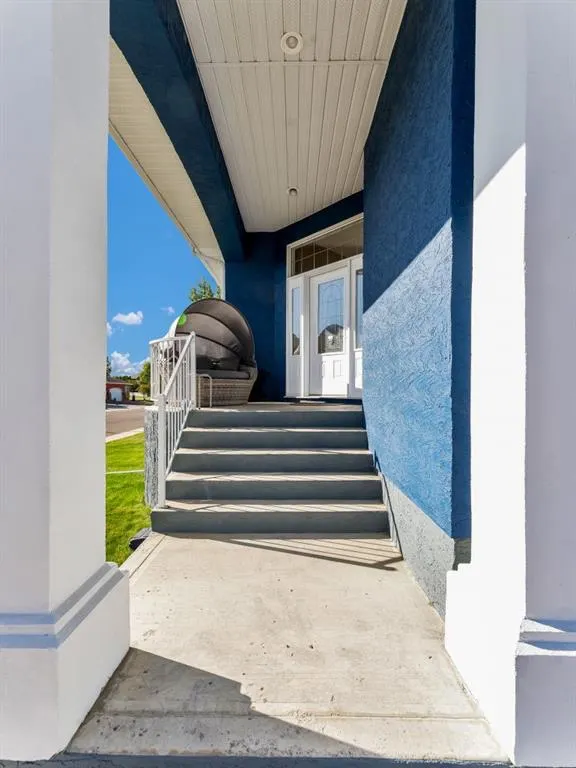 2 Vintage Meadows Court SE
